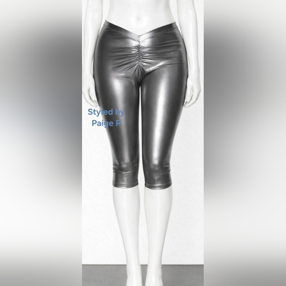 ⛱️SKIMS Metallic Silver Carbon V Waist Ruched Coverup Swim Capri Pants 18 20 2X